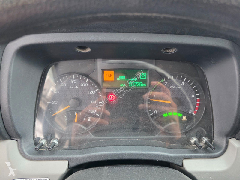 Kamion Mitsubishi Fuso 7C18D DoKa 7 Sitze AHK