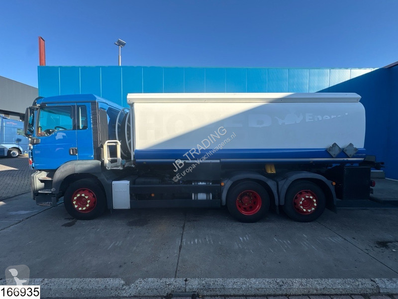 Camión MAN 26 400 6x2, EURO 5, Esterer 20.410...