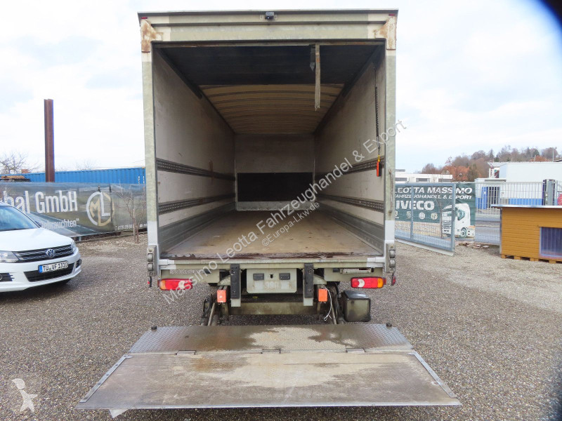 Teherautó Iveco 160 E 25