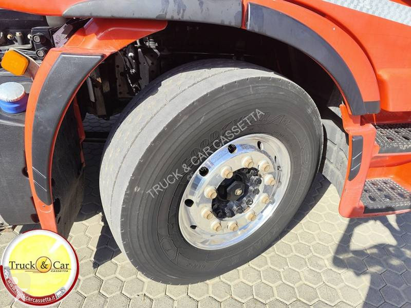 Camión Iveco AS 260 S 50