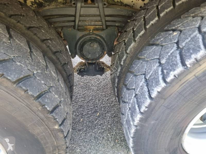 Camión Iveco 380