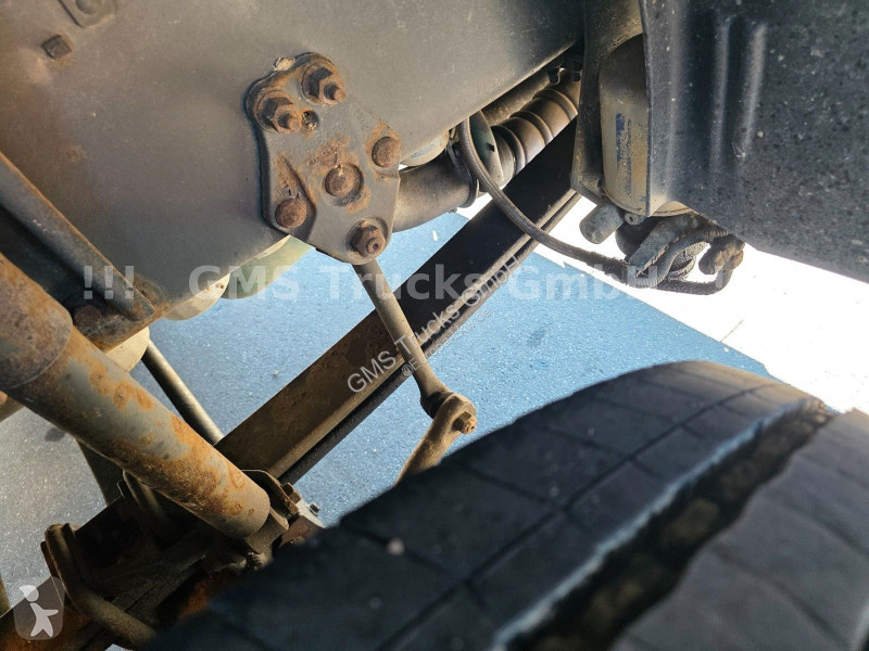 Teherautó Volvo 380 / 8X4 / 28m Hiab Kran / WINCH