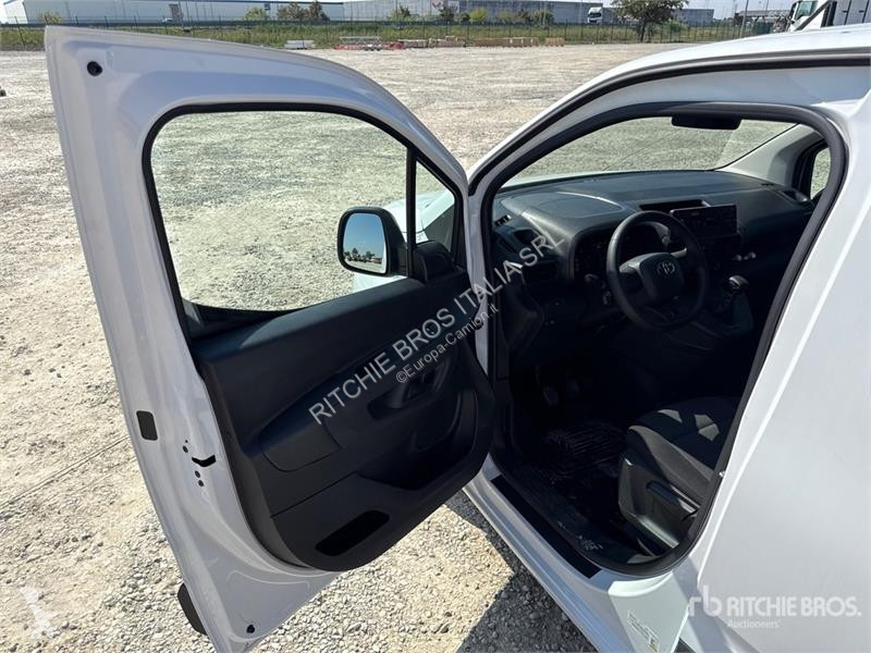 Camión Toyota Proace CITY 1.5D 100CV S&S MT L2...