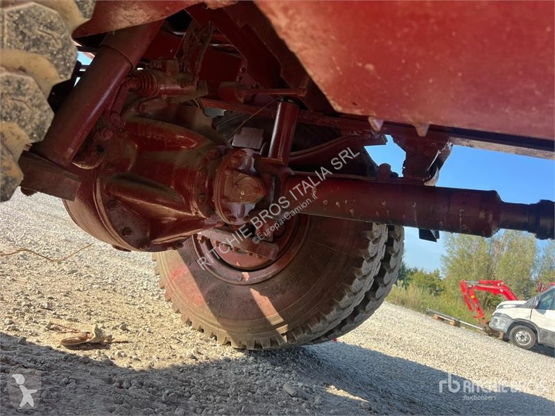 Camión Astra 1 T/A Dump Truck (Inoperable)