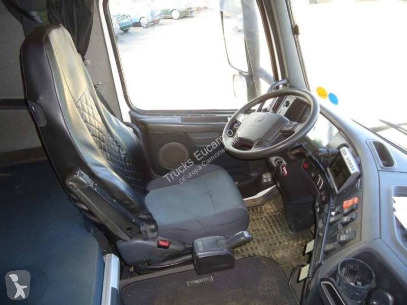Camión Volvo 540