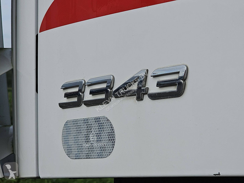 Camião Mercedes AROCS 3343 6x6