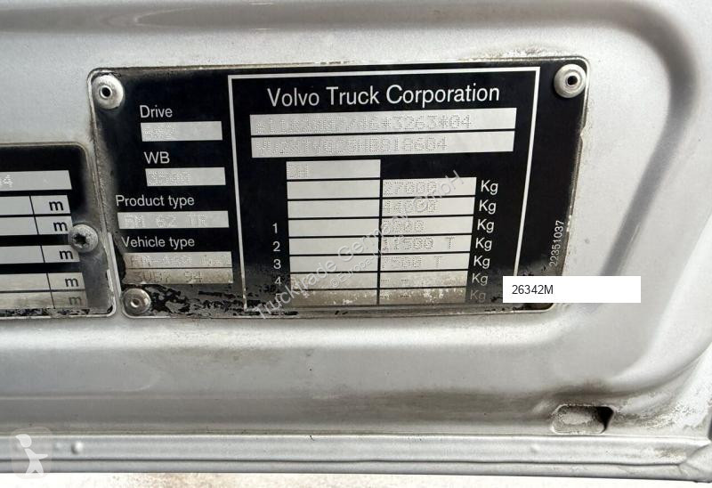 Camión Volvo 638 FM-460