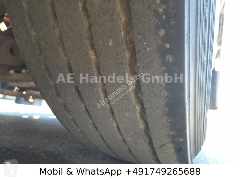 Camion Mercedes III 2540 M Hiab...