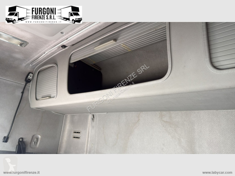 Грузовик Volvo TRUCK D7E320 Altri Modelli