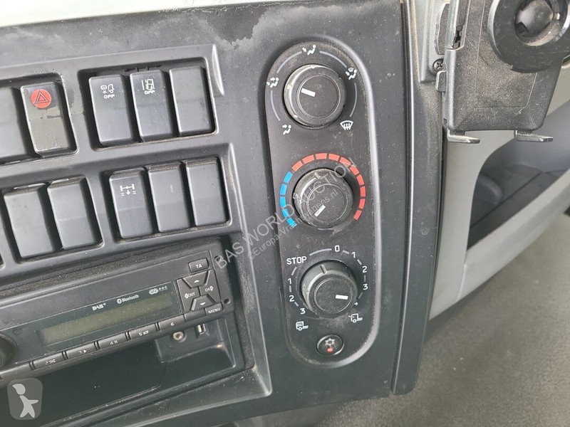 Камион Renault D D 320
