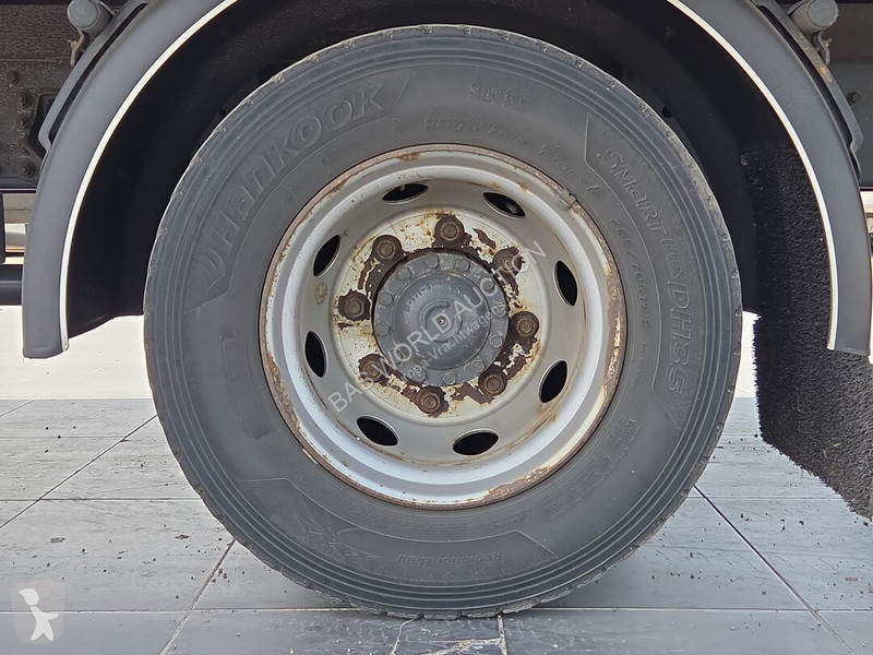 شاحنة Iveco 120E210