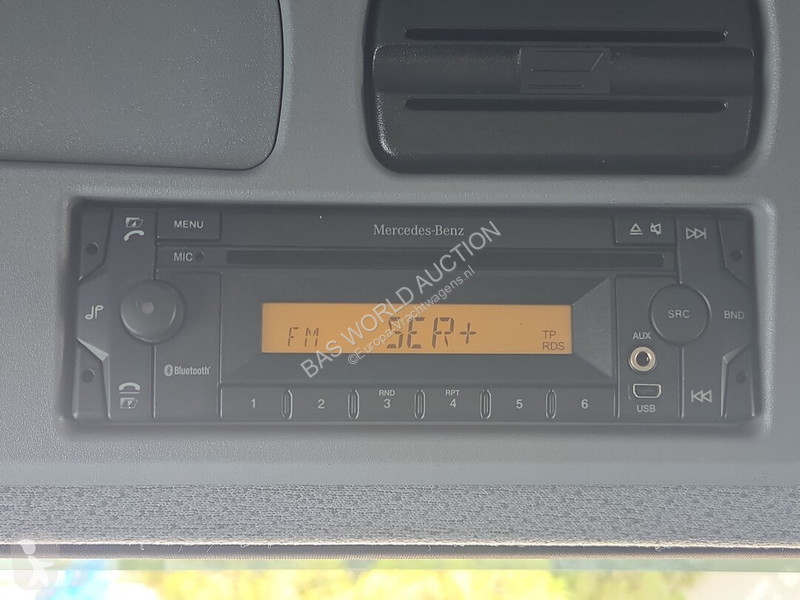 شاحنة Mercedes 1527