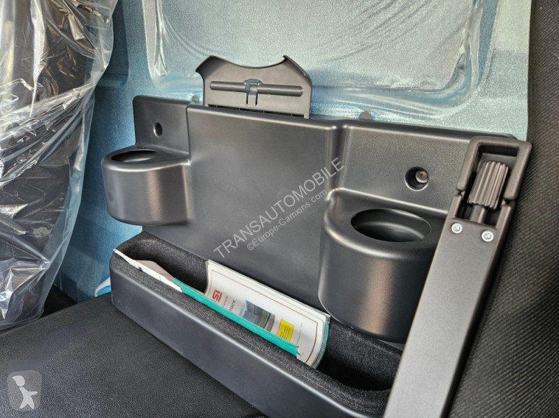 Camião Iveco 64.38 HD9