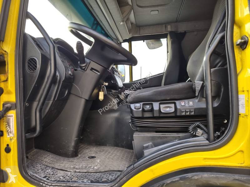 Camion Iveco 260 S 46