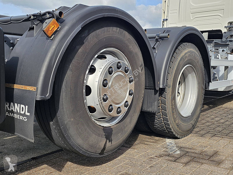 Camião Scania 450 6x2*4