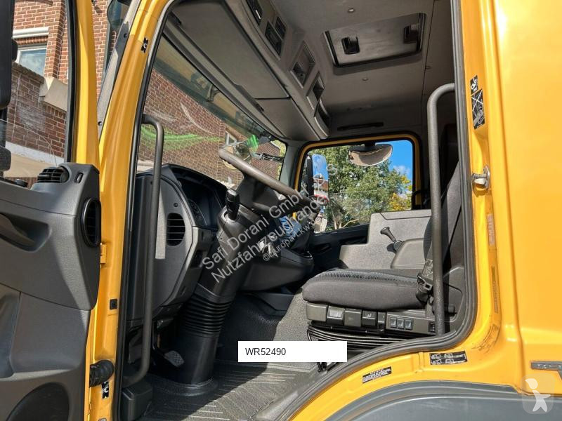 Camion Mercedes 824
