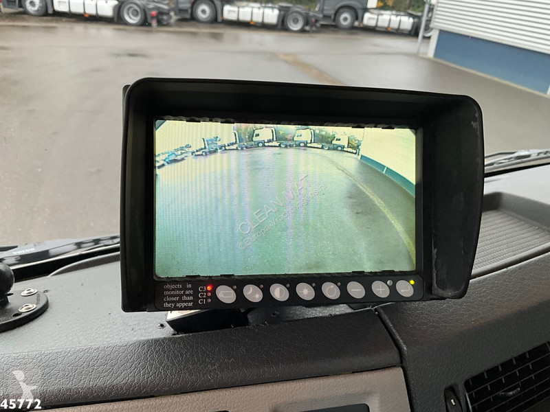 Camion Volvo 300 Multilift 21 Ton...