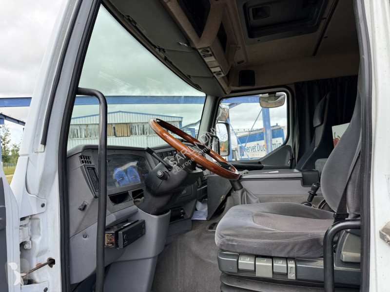Camion Renault 370