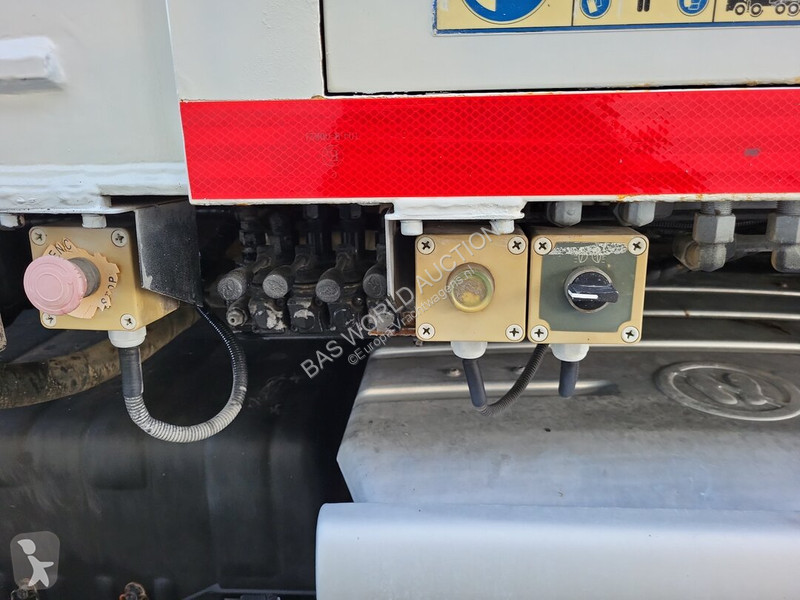 Camion MAN 41.460