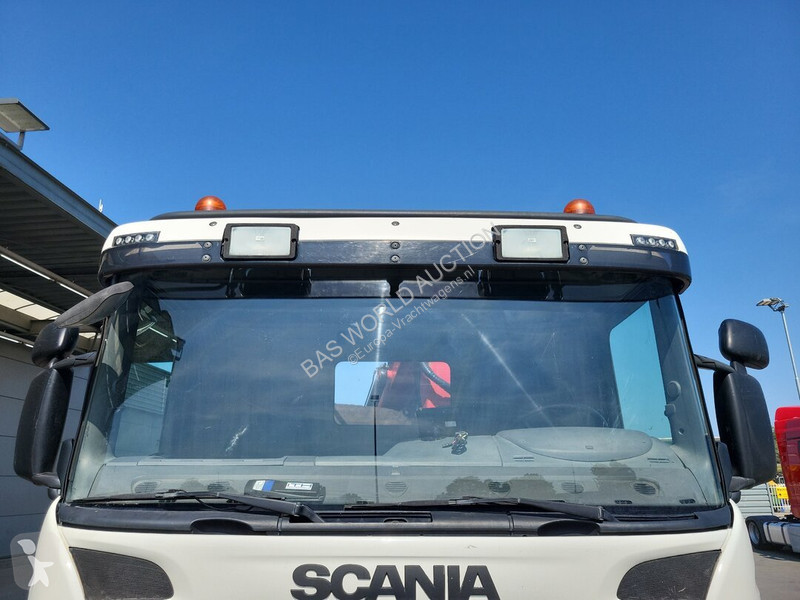 Camião Scania 400