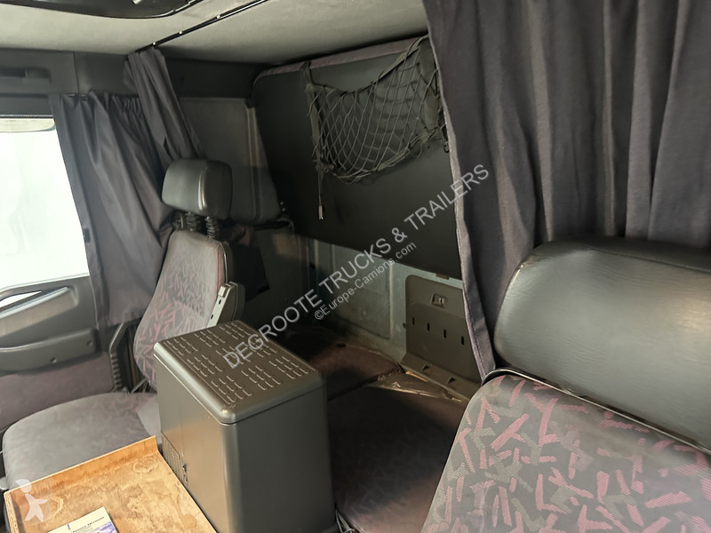 Camion Iveco Cursor 410E44