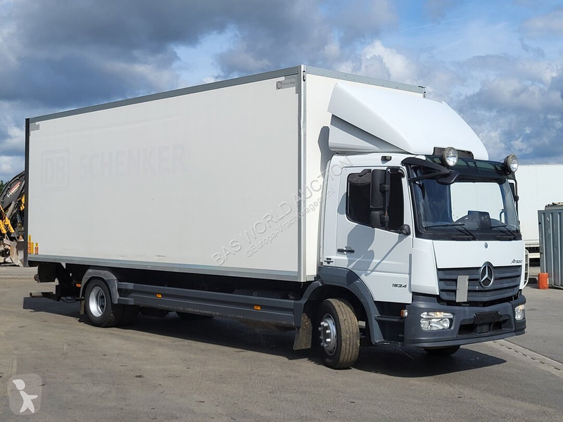 Lastbil Mercedes 1524