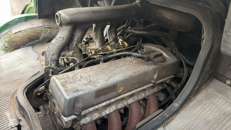 Camión Mercedes 408 (MANUAL PUMP / TIPPER /...
