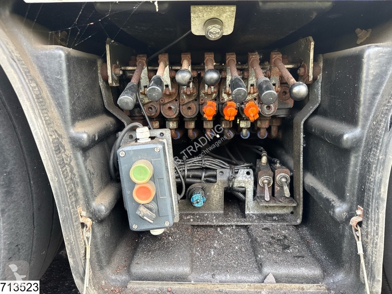 Camión Volvo 460 EURO 6, Kässbohrer, Combi,...