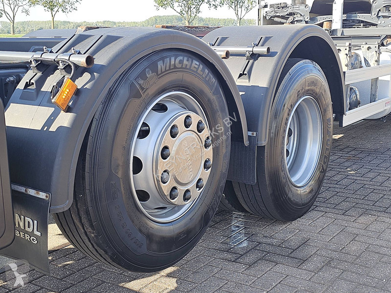 Camión Scania 450 6x2*4