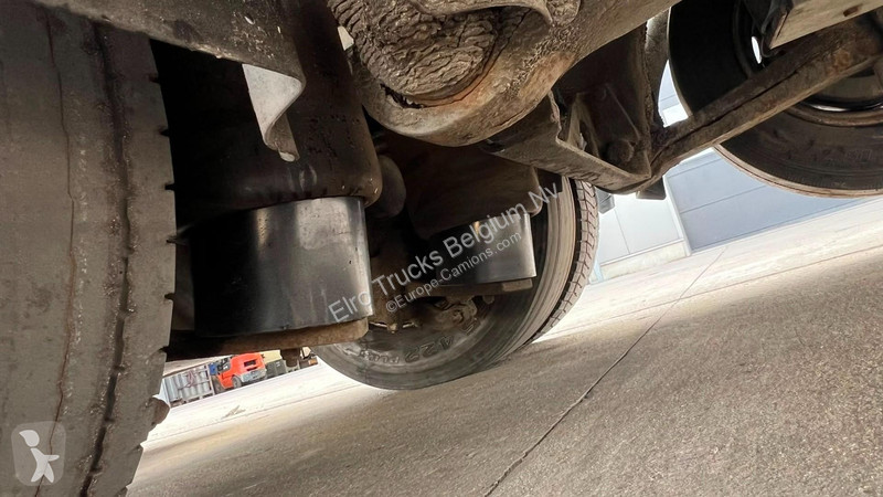 Camión Scania 94 - 260 (17400 ITER / MANUA PUMP...
