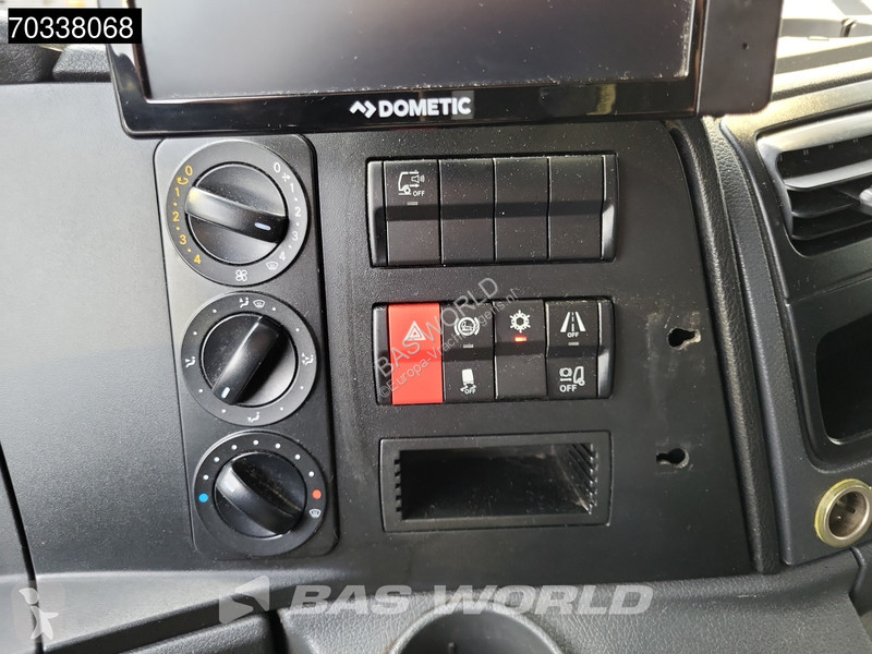Camión Mercedes 816 4X2 AC Manual Euro 6