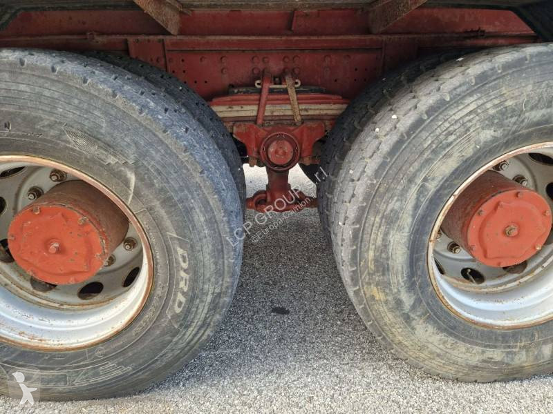 Iveco 260E31 truck