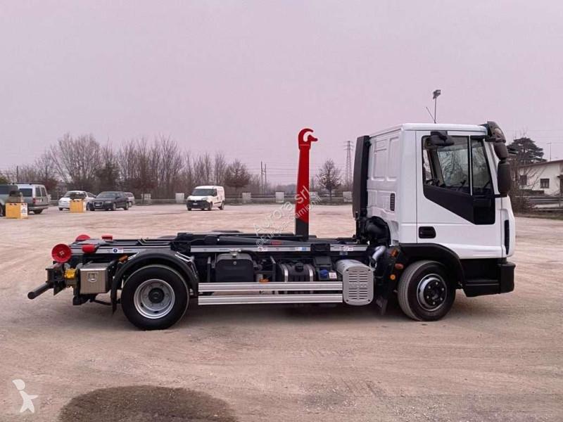 Camion Iveco EUROCARGO 80 E18