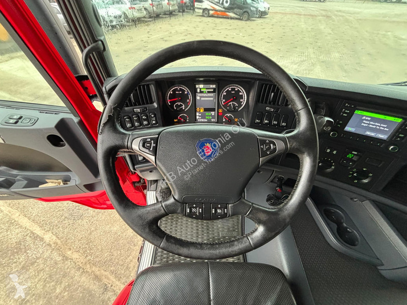 Camión Scania 490 8x4 OPENSIDE BOX