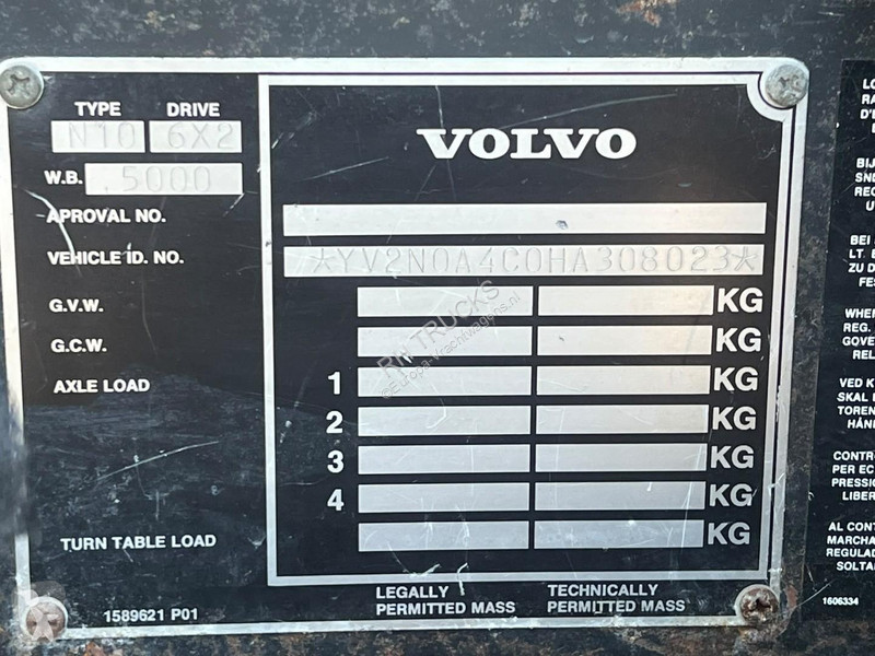 Kamion Volvo 6X4 Robson-Drive + TANK 14.000 LITER