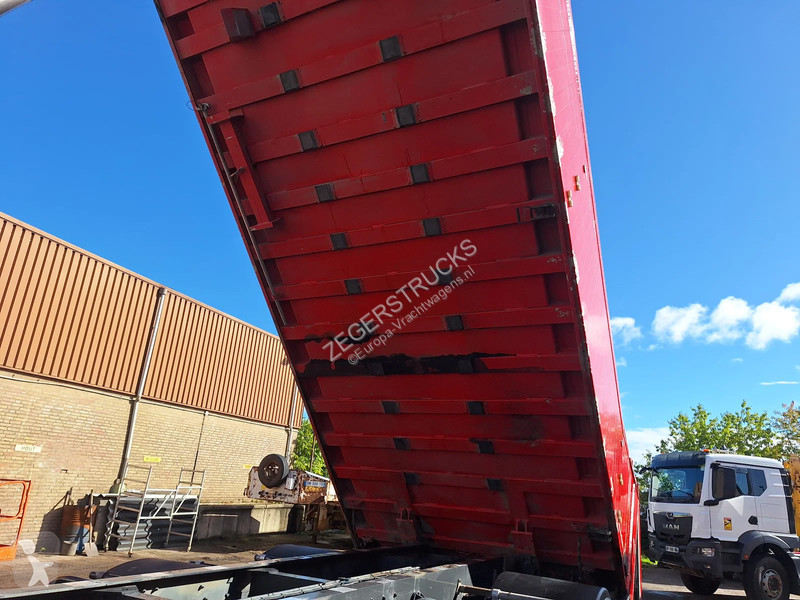 Kamion Renault C460 C460 8X4 kipper
