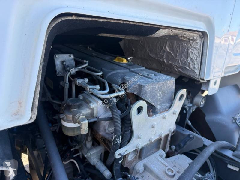 Renault 220 DCI truck