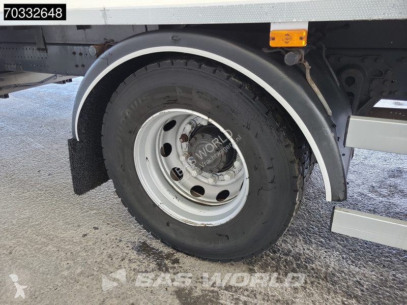 Kamion Renault D 280 D 4X2 Carrier Supra...