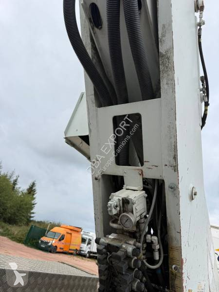 شاحنة Renault 180 DCI