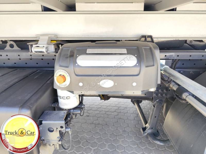 Iveco 260S40 truck