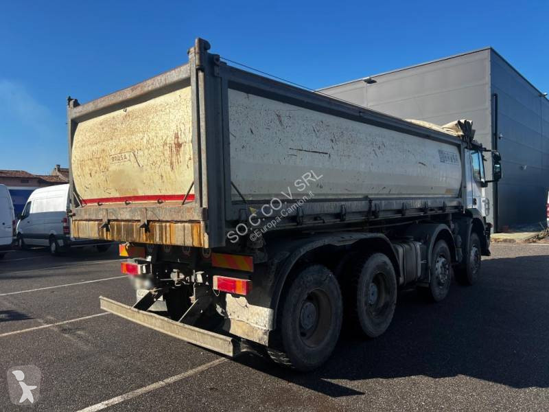 Iveco 450 truck