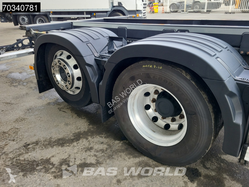 Volvo 420  6X2 ADR Full-Air Lift+Steering Axle...