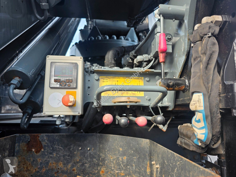 Lastbil Volvo 500 6x2 Heckkran MKG HLK 531 HP...