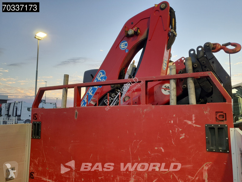 Volvo 330  4X2 EFFER 125/4S Crane Kran 1500kg...