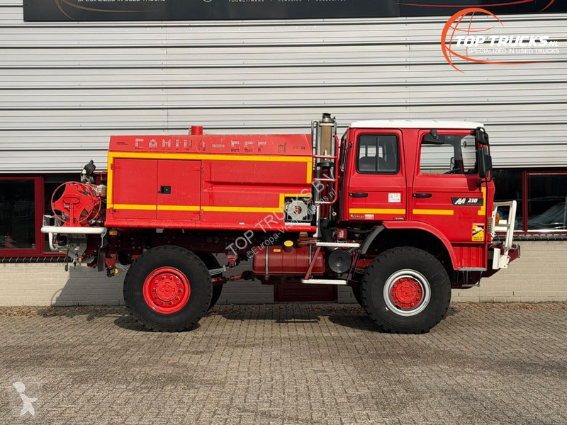 Renault M 210 4x4 4x4 - 3,500 liter water tank...