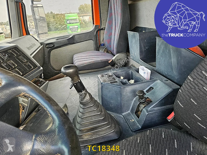 Mercedes 3235 truck