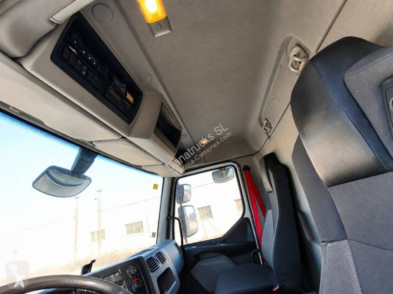 Renault 280.18 DTI 8 truck