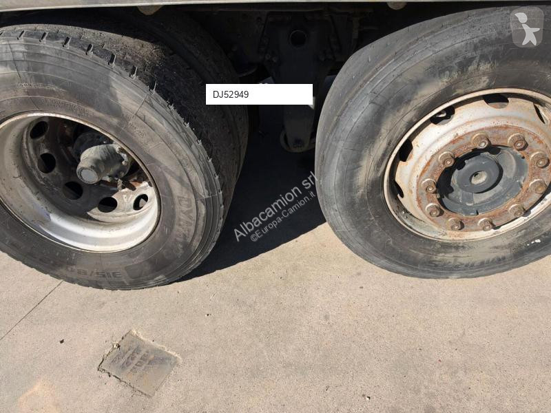 Scania 124 truck