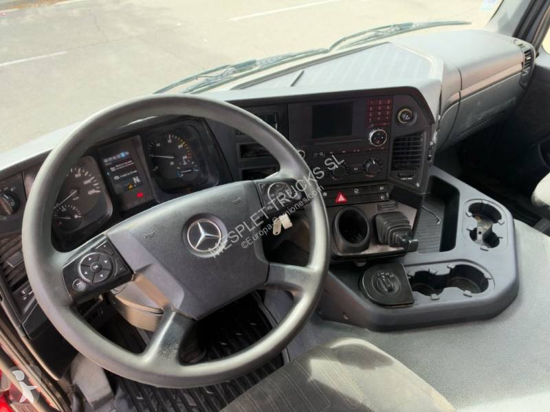 Kamion Mercedes 3336 AK