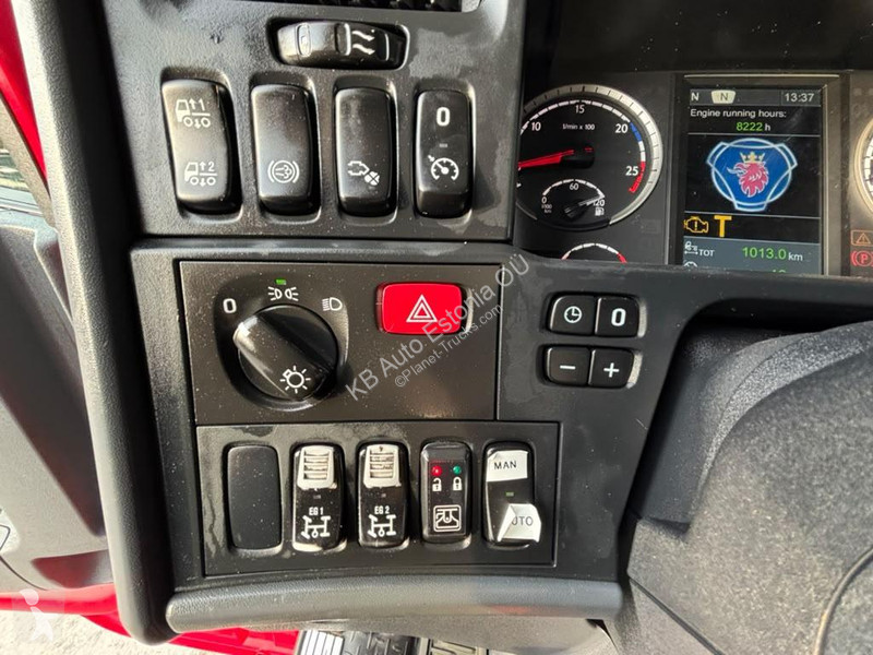 Lastbil Scania R 480 8x4*4 FOR SAE AS CHASSIS /...